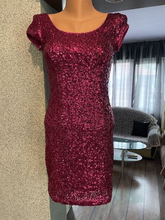 Дамска елегантна рокля с пайети