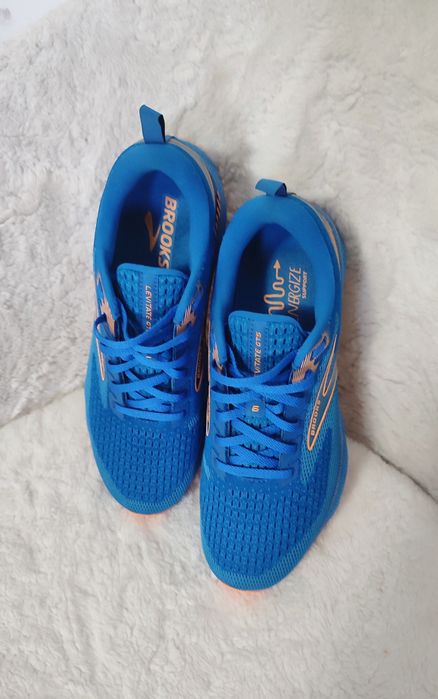 Brooks Levitate 6 Nr 41(26 cm)