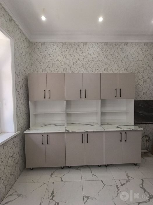 Aksiya arzon narxlarda kuhnya bufet