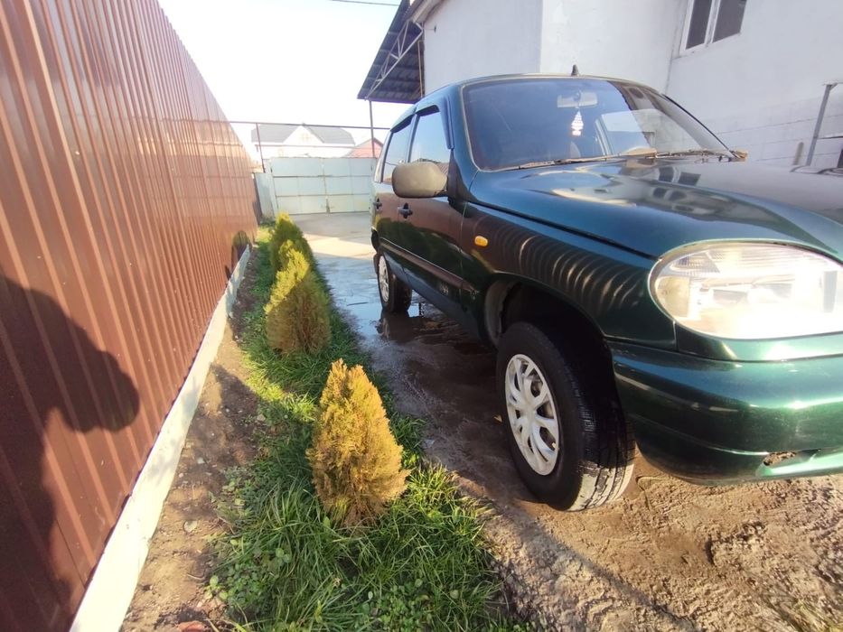 Продам нива шеврале