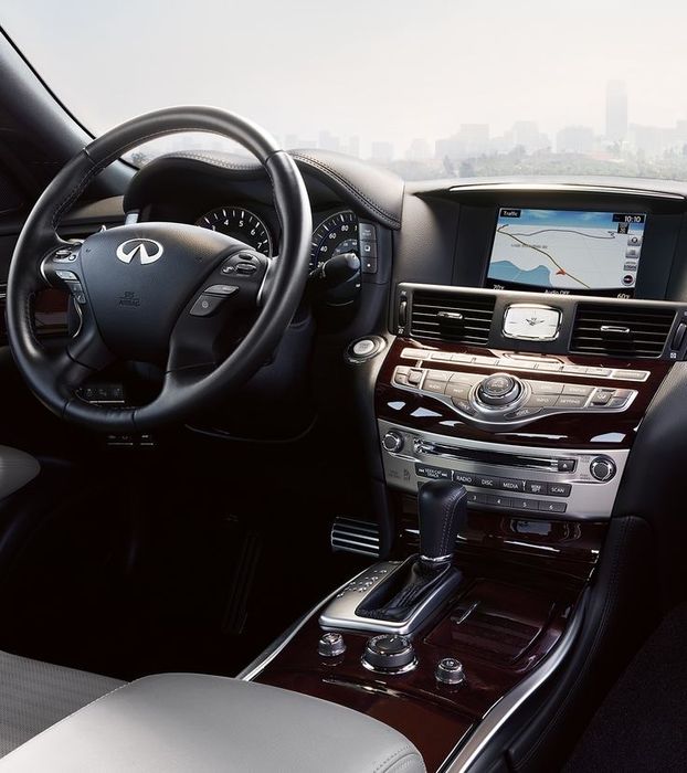 Инфинити Q70 Infiniti  Q70 3.7 V6 бензин 2017 година На части!!