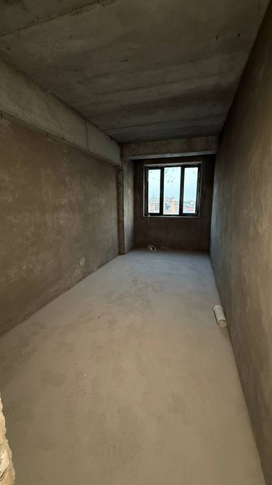 NAVASTROYKA 3 xona  83 kv  karopka KO'KCHA masjidi Nurafshon ko'cha 96