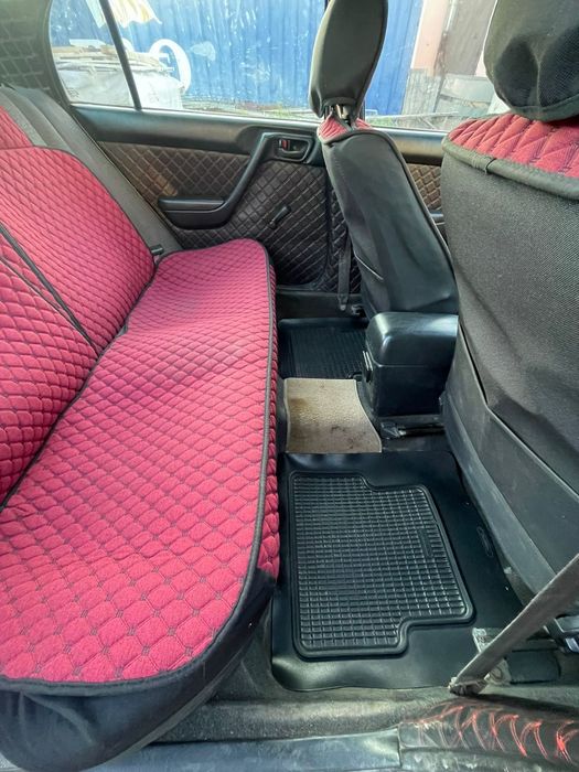 Тойота Карина 1.6