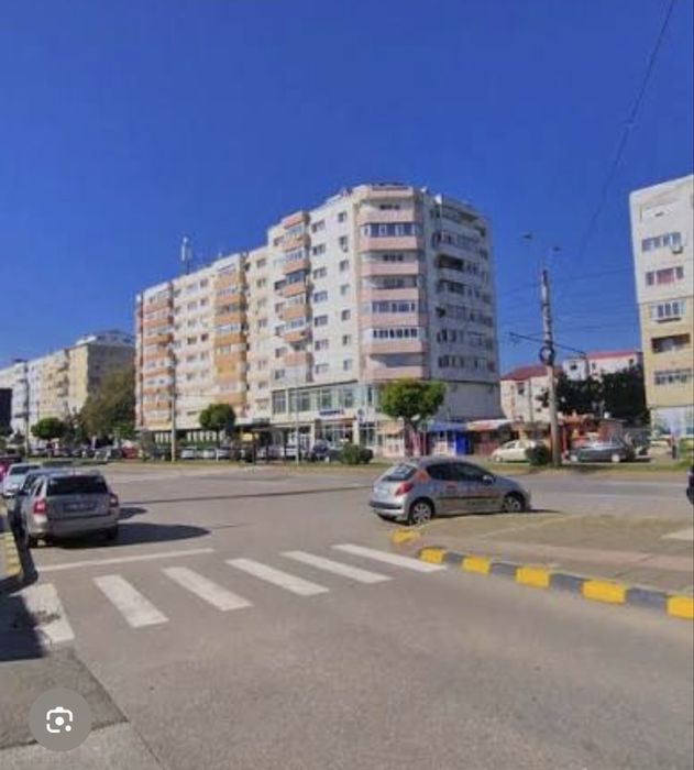 De vanzare spatiu stadion