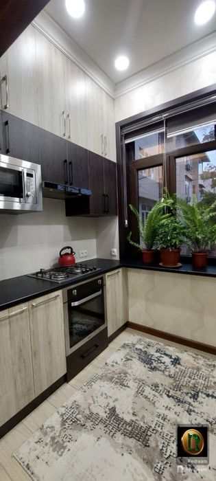 Продается 2/2/5 60 кв.м. Пединститут