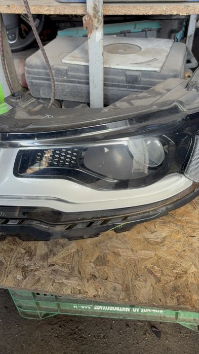Ляв фар за JEEP Compas 2018год.