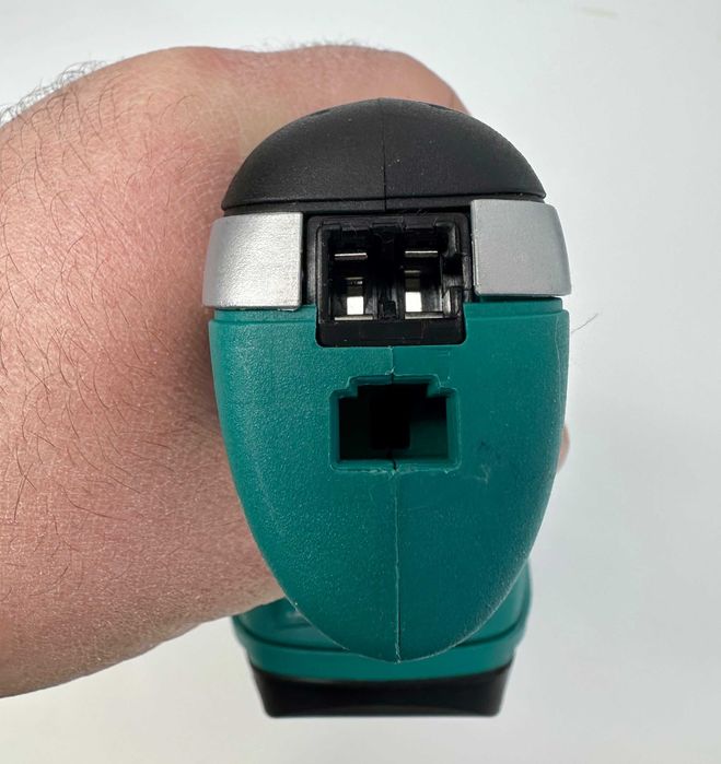 Bosch isio 3 - Акумулаторна ножица за трева с телескопична дръжка