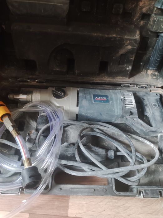 Продам дрель алмазный и пылесос