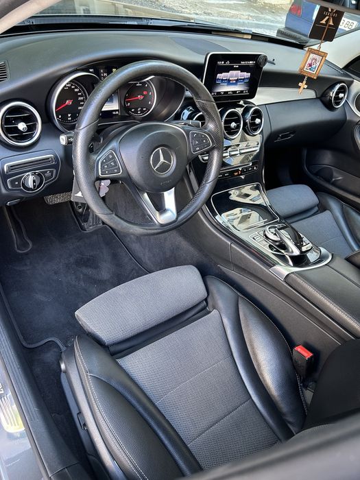 Mercedes  C-200