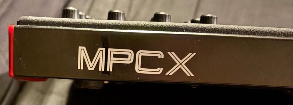 Akai MPCX Standalone