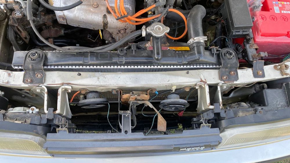 Мазда 626 на ходу