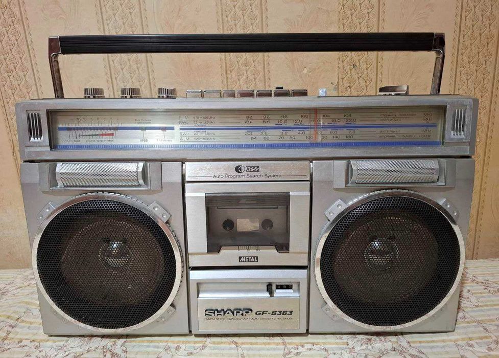 Магнитола  Sharp GF-6363