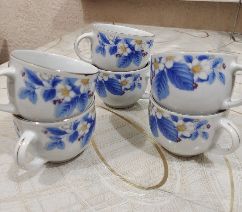 Продам чайные чашки