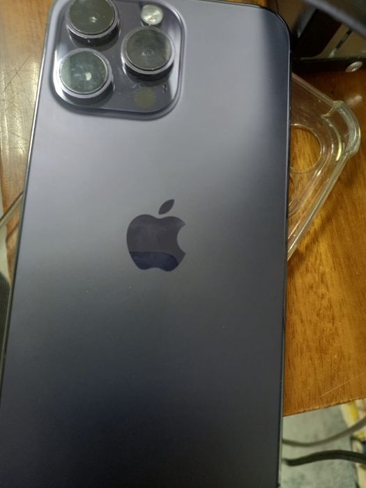Продаю айфон 14 про макс 128 гб