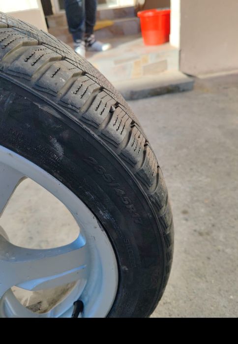 235 45 17 235 45 R17