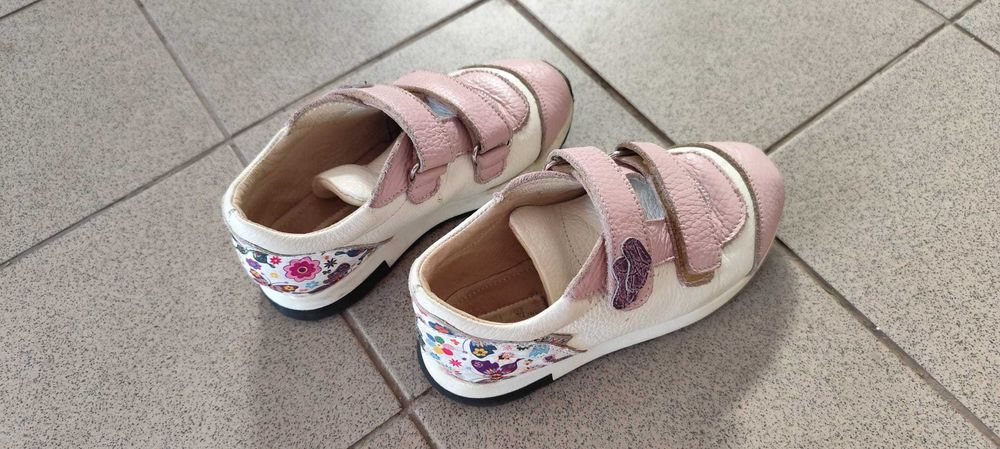 Adidasi Ariana fete, piele, marimea 29,30,31