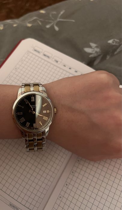 Продам оригинал Швейцарские мужские часы Tissot Classic Dream