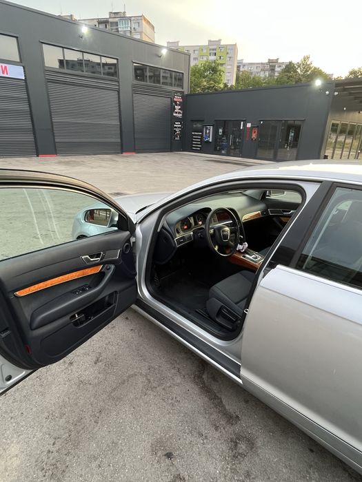 Audi A6 quattro