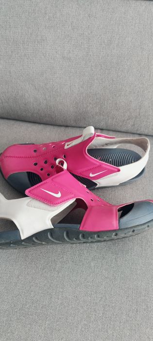 Cizme/ ghete noi 34,Sandale Nike sunray, măr 33,5 interior 21 cm