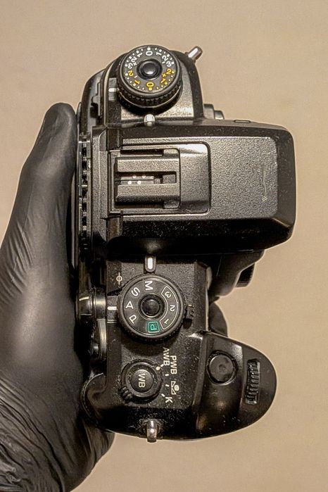 Aparat de fotografiat digital DSLR Konica Minolta 7D