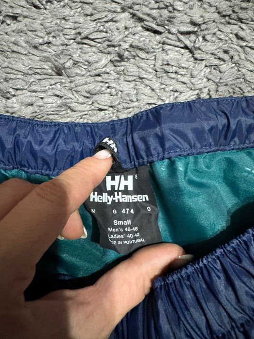 Pantaloni Helly Hansen marimea S impecabili