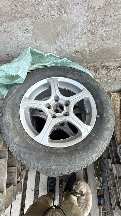 Продам диски с резинами на 15 размер