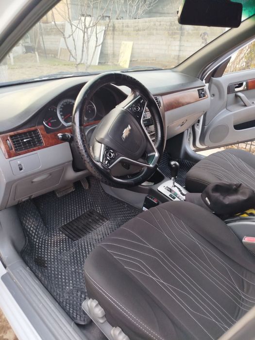 Lacetti 3 Pozitsiya 2009 Metan