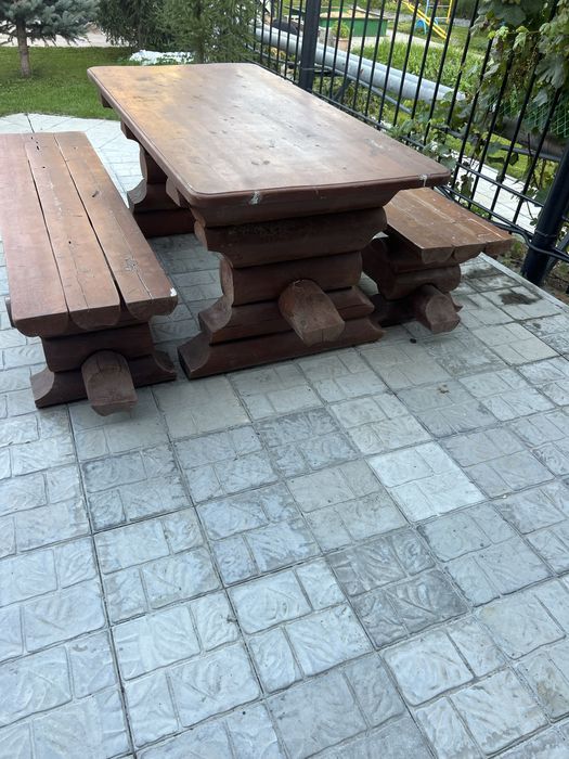 Продам стол из бруса