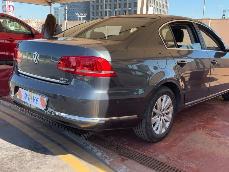 Volkswagen Passat 2.0 TDI Advance BlueMotion Tech 2011