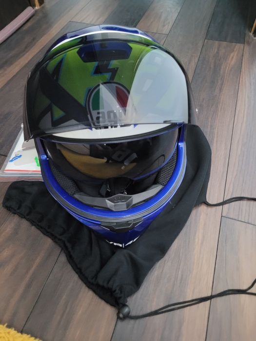 Vând casca AGV k3sv