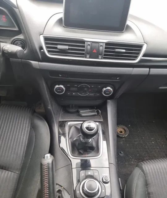 Radiator apa ac clima intercooler electroventilator GMV furtun turbo airbag volan pasager caseta directie plansa ceasuri bord Mazda 3 BM 2015 motor 2.2d 150cp   SH dezmembrez dezmembrari piese