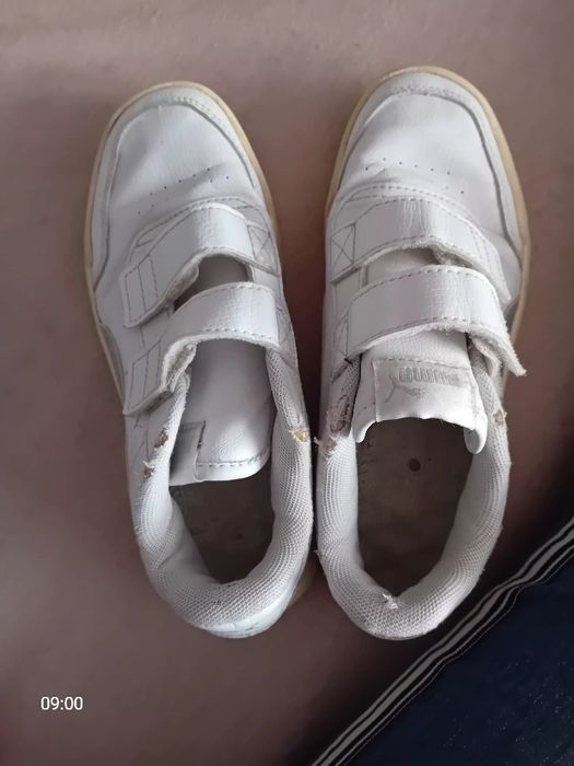 Adidasi nr 34 de joaca