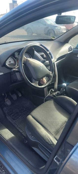 Peugeot 207 1.6 HDi 110CP • Diesel • AC • 2006