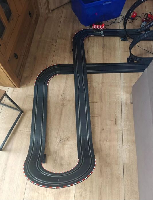 Carrera 1:43 Digital 143 сет + екстра части и коли