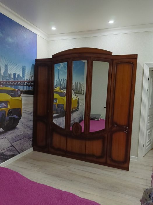 Спальный гарнитур !!!