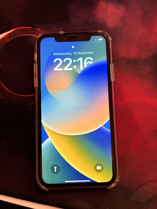 iPhone XR 128GB rosu Neverlocked stare impecabila