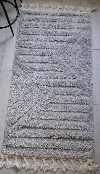 Килими на Мика два броя