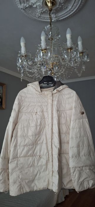 Женская Куртка 52р