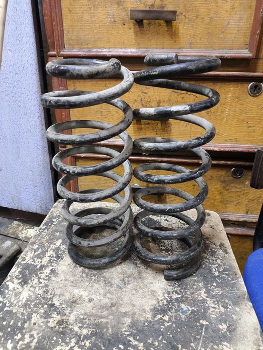 Пружины задние Ауди 100 с4 авант