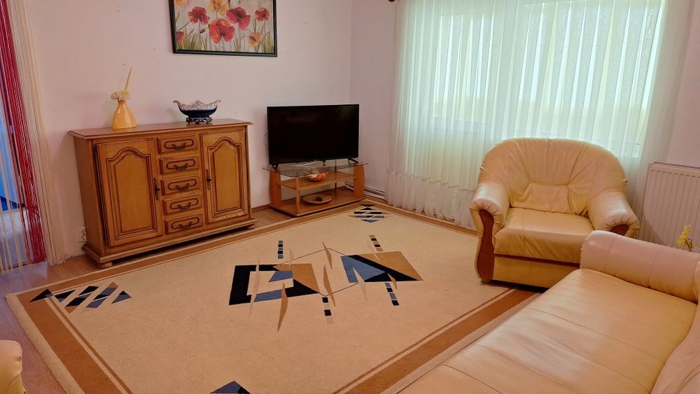 Apartament 2 camere, mobilat, semidecomandat