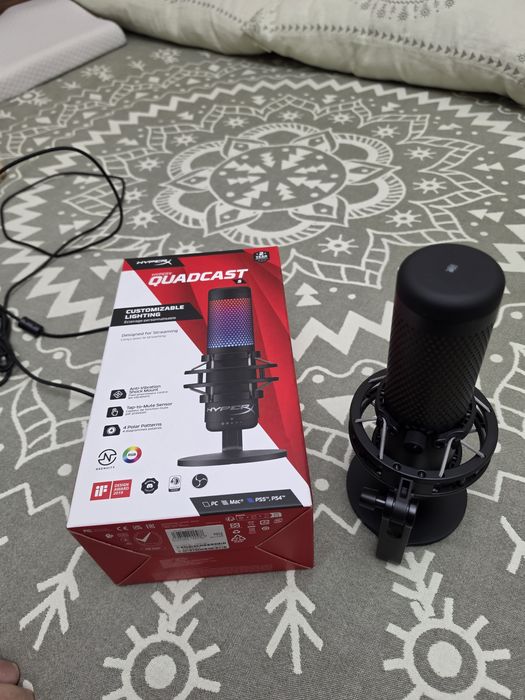 Микрофон HyperX QuadCast S