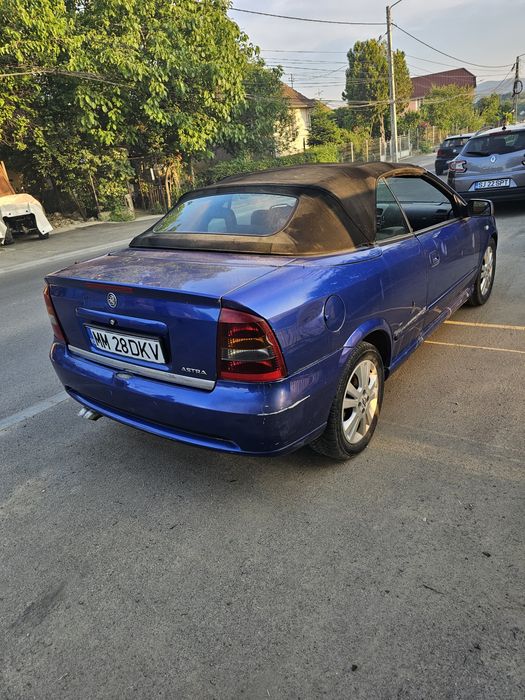 Opel Astra bertone decapotabil 1.6 i