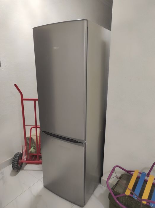 Холодильник Bosch