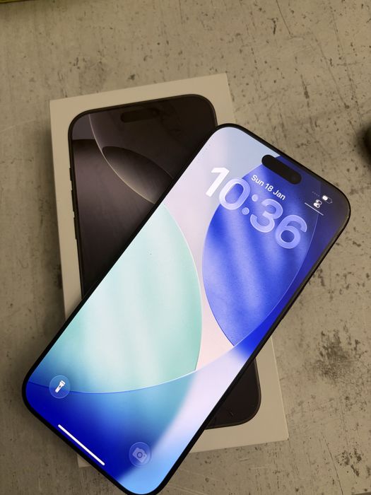 Перфектен iPhone 16 Pro Max  Black 256 GB