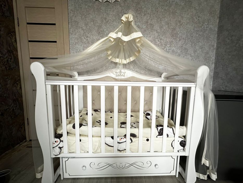 Кроватка детская