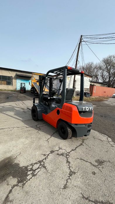 Продам Вилочный погрузчик (кара)