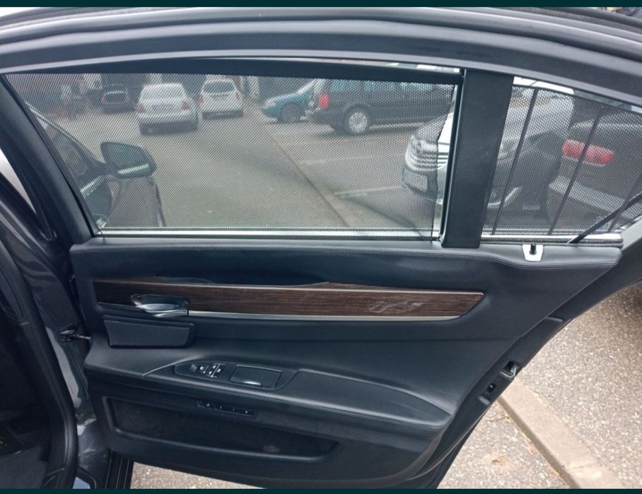 Vand sau schimb bmw seria 7 750i ActiveHybrid Long
