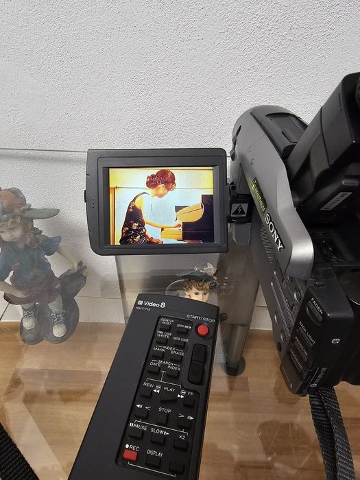 Camere video Hi8 Handycam SONY CCD-TRV81 NTSC -CCD-TRV3E Pal -CCD TR3200E
