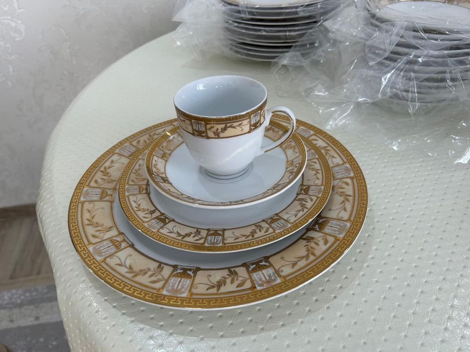 Чайный столовый сервиз