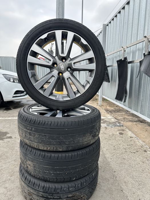 Продам комплект дисков от весты